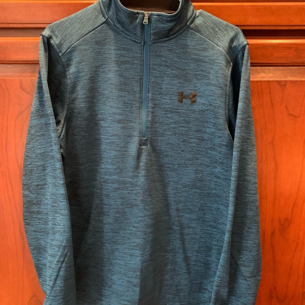 UNDER ARMOR SWEATSHIRT